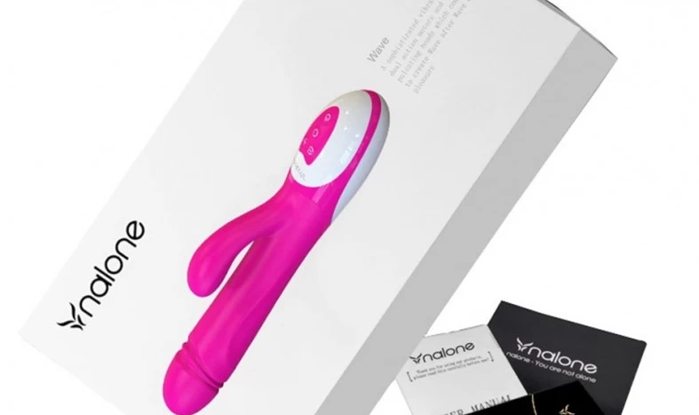 Dương vật giả đa năng Nalone Wave rung, xoay, thụt làm ấm sử dụng pin sạc
