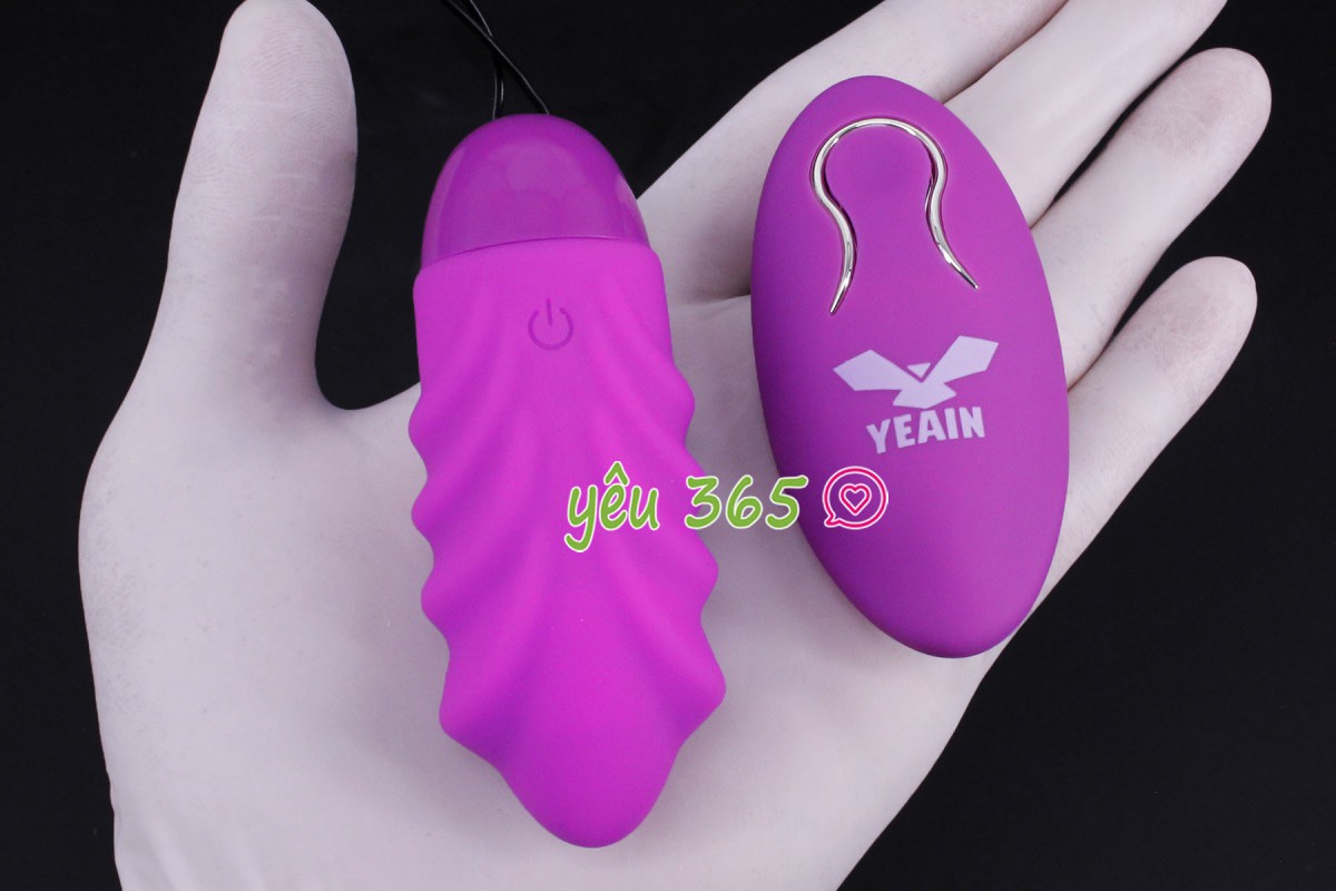 Trứng rung t&igrave;nh y&ecirc;u Yeain Sakura pin sạc rung mạnh 2
