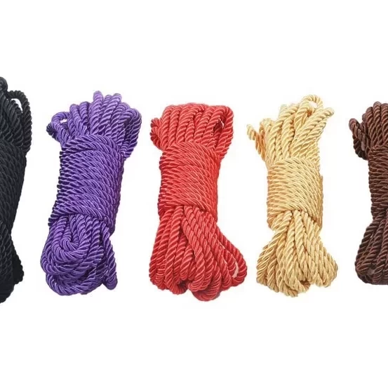 Dây trói tình yêu