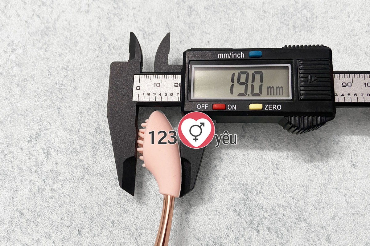 M&aacute;y massage điểm G 3 đầu pin sạc nhỏ gọn