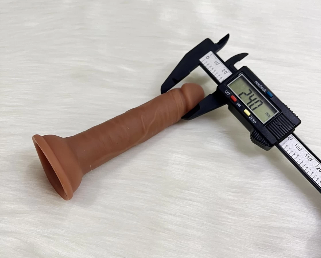 Dương vật giả có đế 5 inch mềm mại