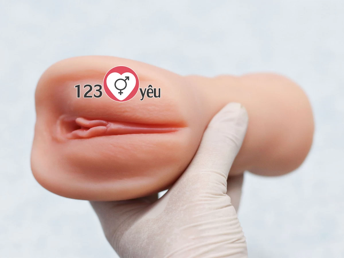 &Acirc;m đạo giả cầm tay Realistic Pussy