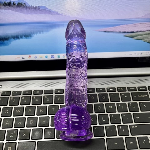 Dương vật giả có đế siêu mềm không rung