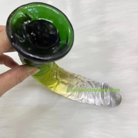 Dương vật giả có đế siêu mềm nhiều màu bắt mắt