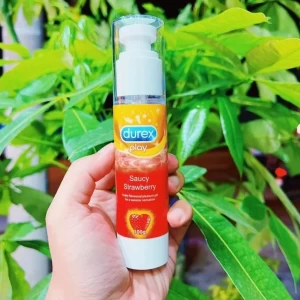 Gel bôi trơn hương dâu Durex play 100ml