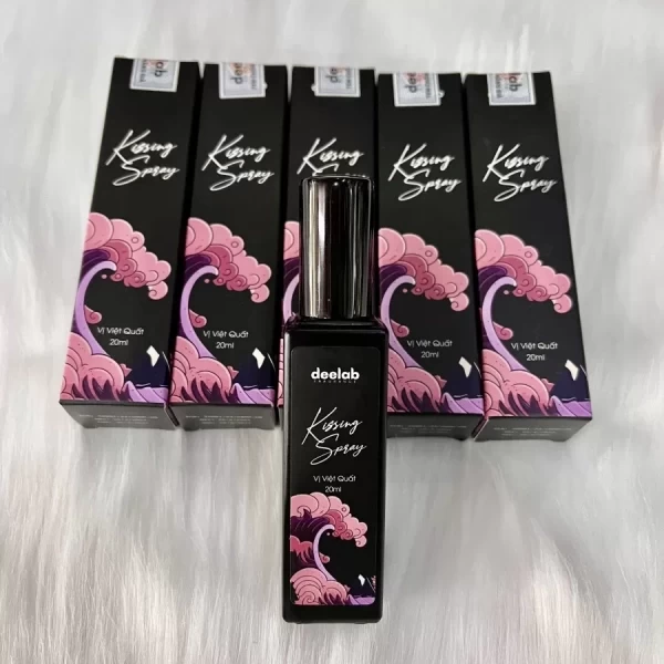 Xịt thơm miệng Việt Quất cho nụ hôn quyến rũ