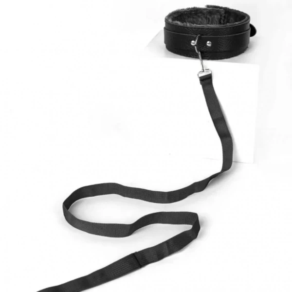 Đồ chơi bạo dâm nhiều món da mịn, lông mềm cực hot