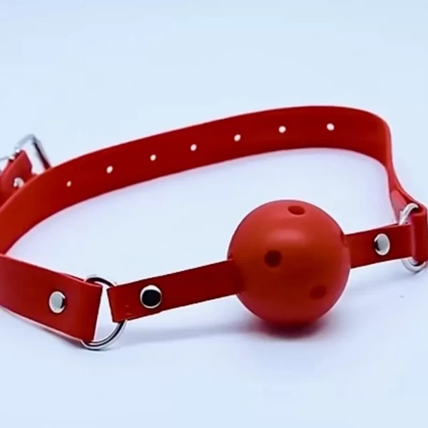 Đồ chơi bạo dâm nhiều món da mịn, lông mềm màu đỏ