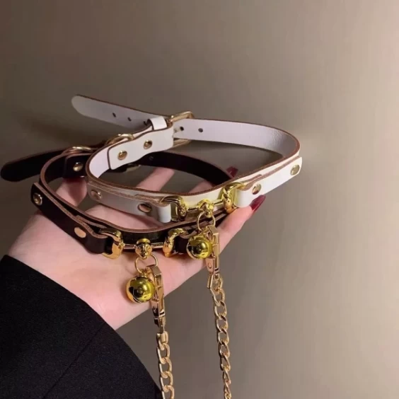 Đồ chơi bạo dâm xích vòng cổ có chuông cao cấp