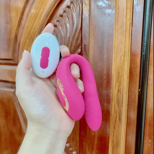 Máy mát xa điểm G âm đạo rung ngoáy 2 đầu cực phê
