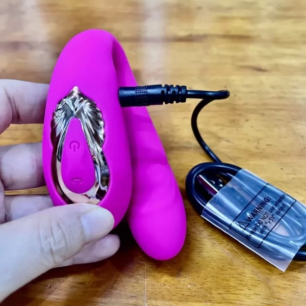 Máy mát xa điểm G âm đạo rung ngoáy 2 đầu cực phê