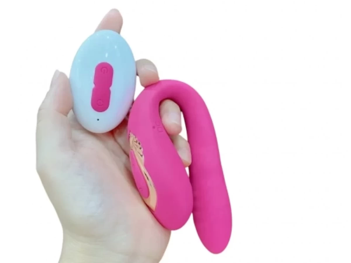 Máy mát xa điểm G âm đạo rung ngoáy 2 đầu cực phê