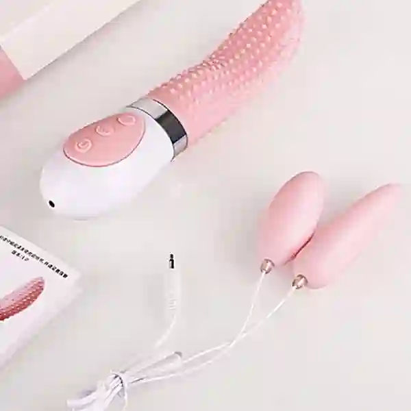 Lưỡi liếm massa âm đạo siêu kích thích